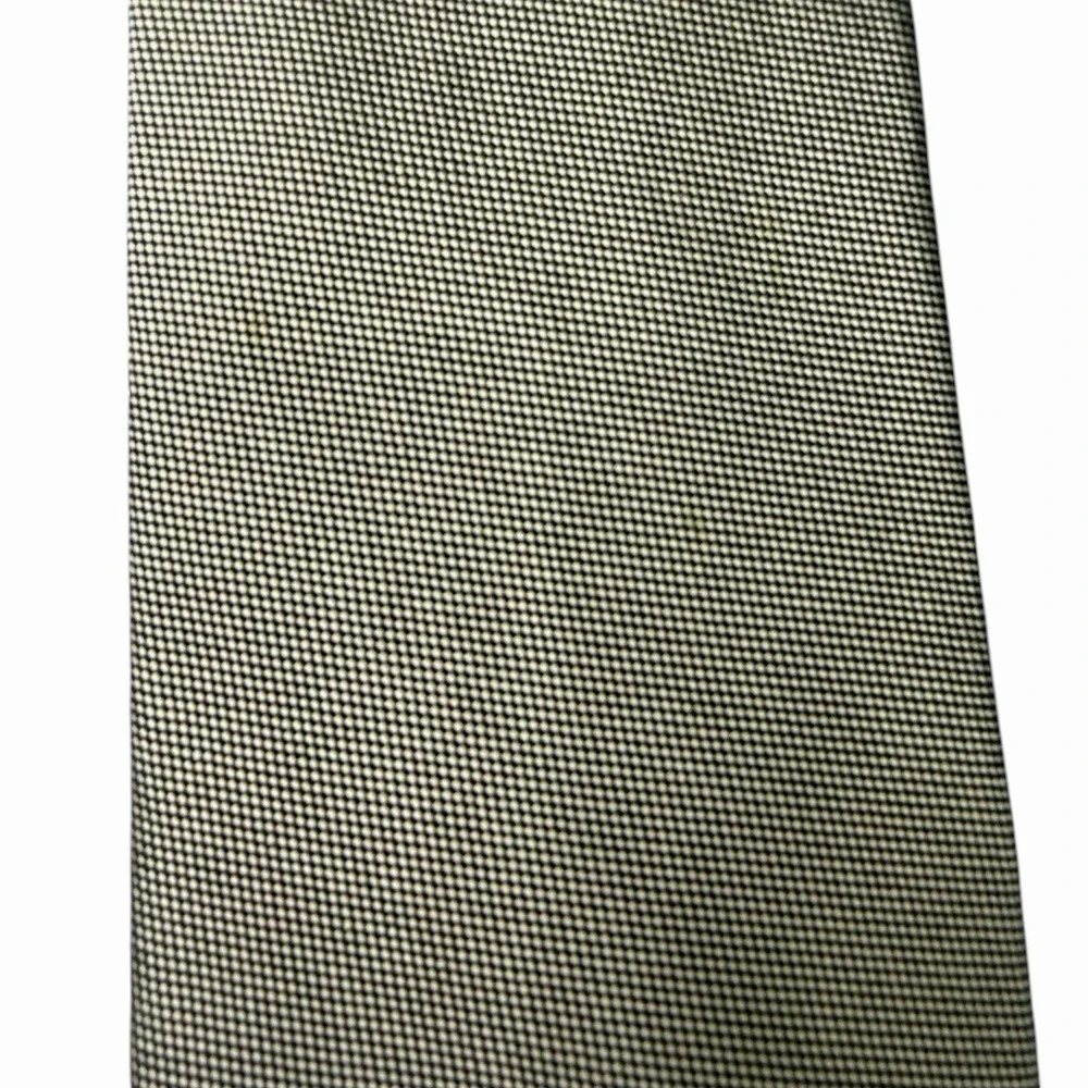Gucci Men's Recent Tie Champagne Gold Satin Silk Italy 3.25